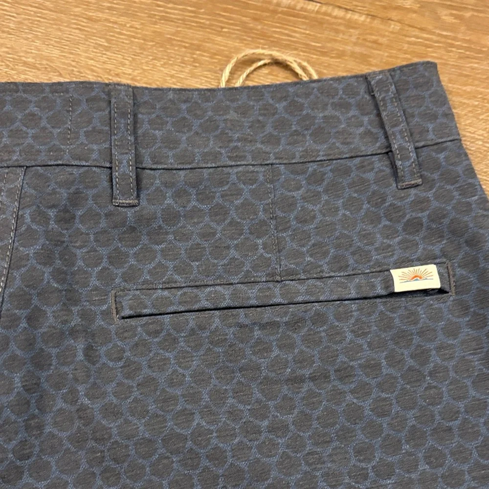 NWT - Faherty Men's Dark Blue Geometric Shorts